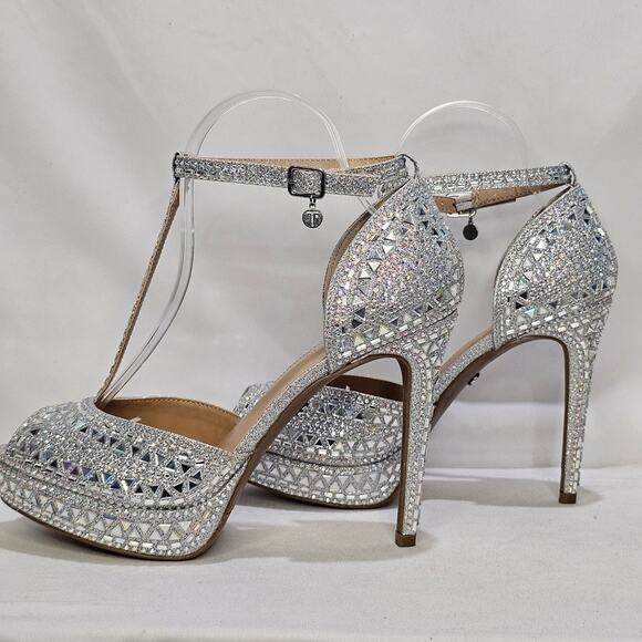 Thalia Sodi Women's Chace Embellished Platform Pumps Size 9 NWT - Picture 1 of 7